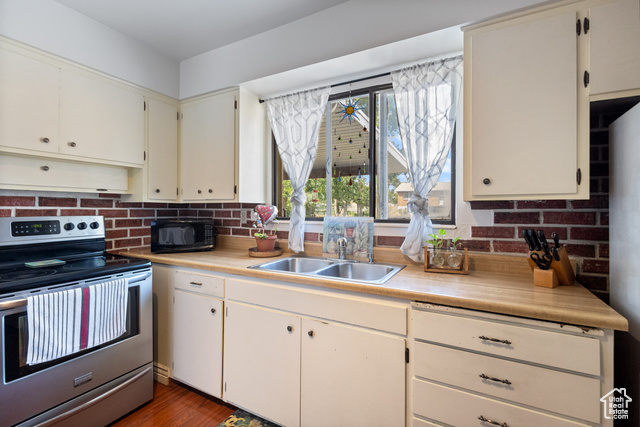 Photo 10 for MLS #2110862 at 1047 E 7800 South