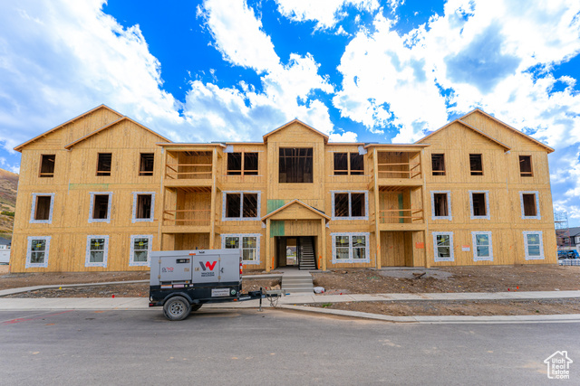 709 W 4500 S #N301, Mapleton UT 84664