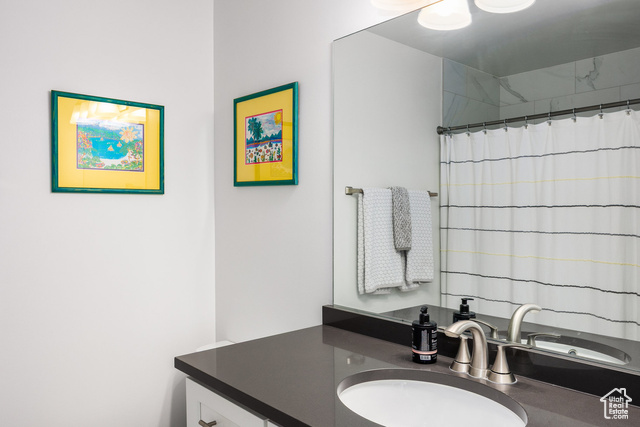 Photo 19 for MLS #2110884 at 6427 S Rodeo Ln