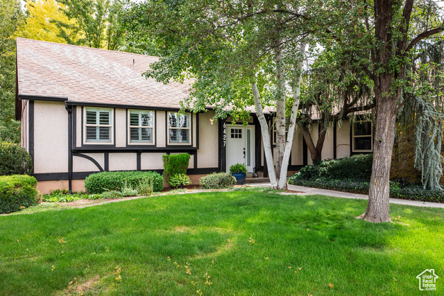 Photo 38 for MLS #2110884 at 6427 S Rodeo Ln