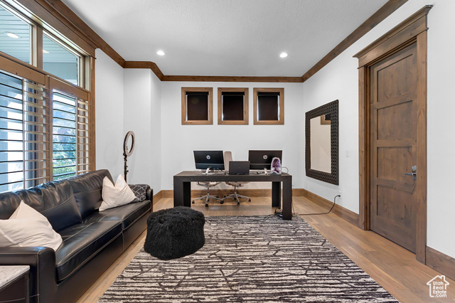 Photo 3 for MLS #2110898 at 382 E Heritage Dr