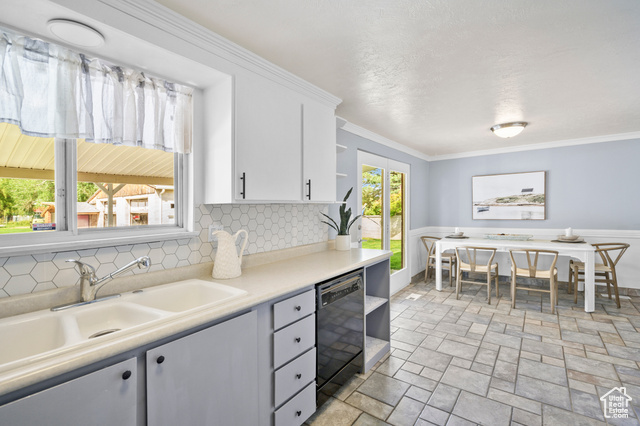 Photo 12 for MLS #2110900 at 2810 W 8750 South