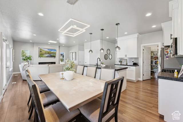 Photo 7 for MLS #2110907 at 7589 N Silver Park Dr