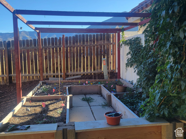 Photo 29 for MLS #2110909 at 828 E Vine St