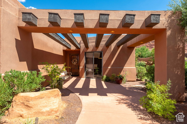 Photo 3 for MLS #2110921 at 2336 W Entrada Trl #23