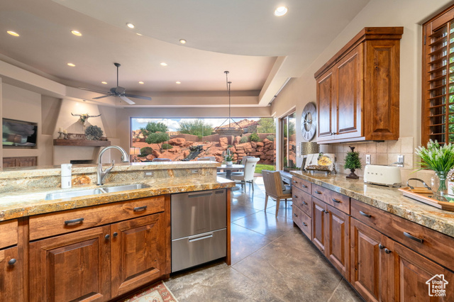 Photo 10 for MLS #2110921 at 2336 W Entrada Trl #23