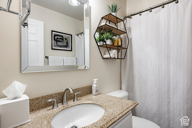 Photo 16 for MLS #2110942 at 366 E Sandy Park Cir