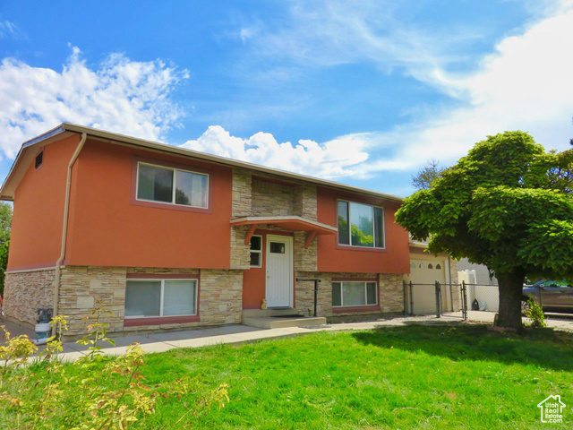 2993 S MAPLE WAY, West Valley City UT 84119