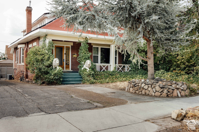 606 S 900 E, Salt Lake City UT 84102