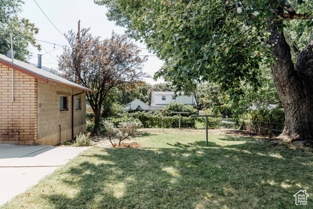 Photo 22 for MLS #2110974 at 1579 Oak St