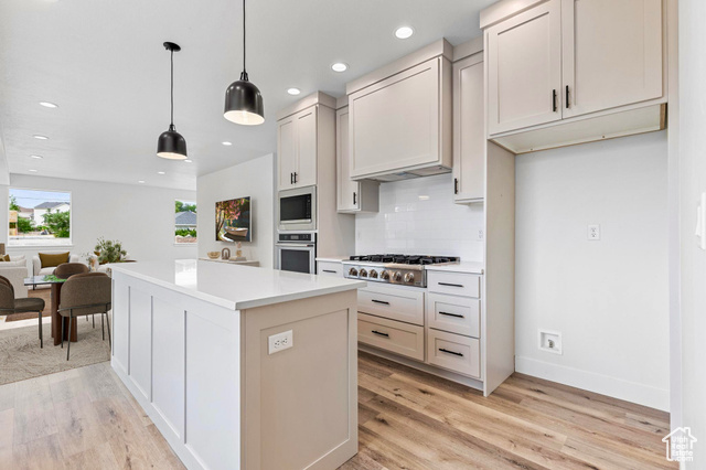 Photo 4 for MLS #2110983 at 5330 W 3500 South