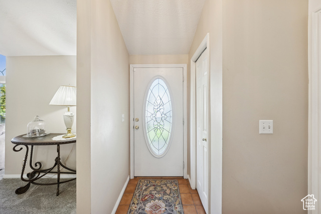 Photo 3 for MLS #2111003 at 5834 S Walden Rdg