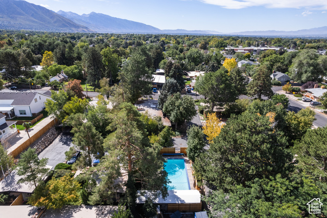 Photo 31 for MLS #2111048 at 2173 Claybourne Ave