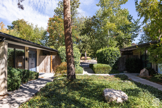 Photo 23 for MLS #2111048 at 2173 Claybourne Ave