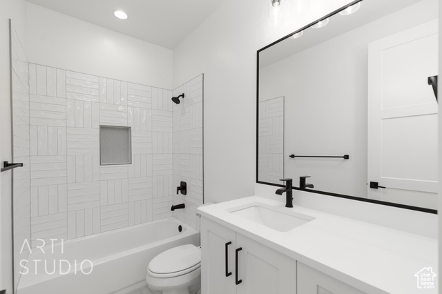 Photo 30 for MLS #2111051 at 3187 S Newport Dr