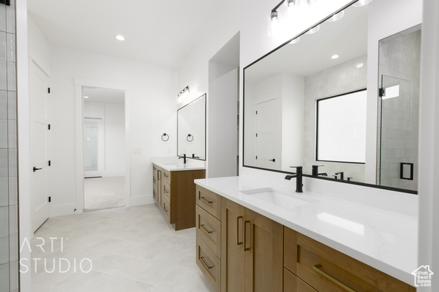 Photo 13 for MLS #2111051 at 3187 S Newport Dr