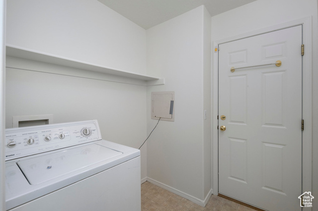 Photo 19 for MLS #2111059 at 5546 N Ardennes Way