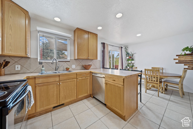 Photo 6 for MLS #2111080 at 5109 W Wildrose Dr