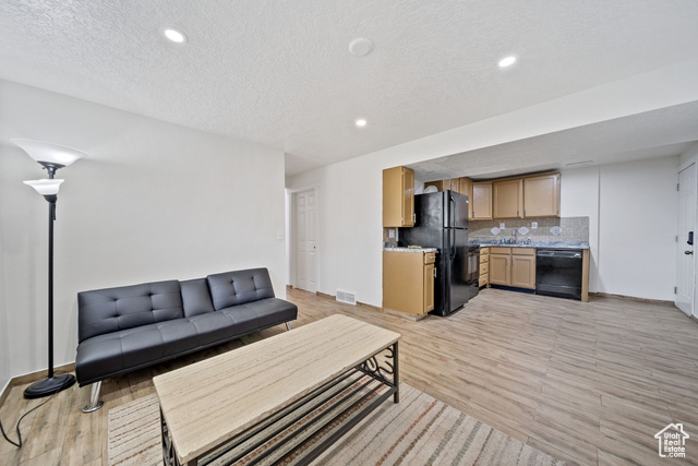 Photo 17 for MLS #2111080 at 5109 W Wildrose Dr