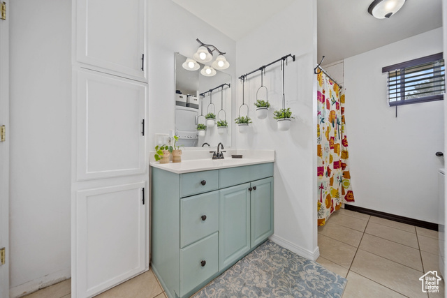 Photo 10 for MLS #2111080 at 5109 W Wildrose Dr