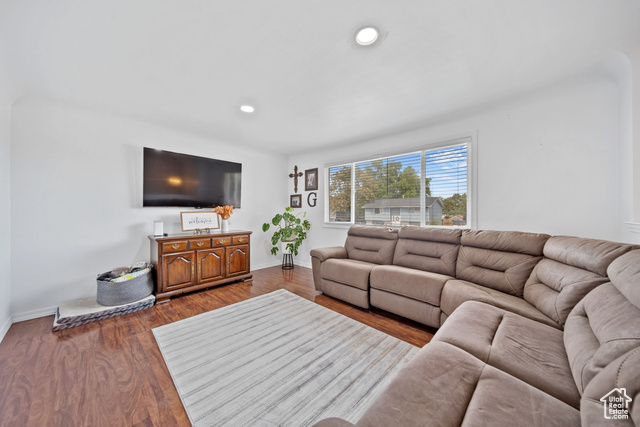 Photo 8 for MLS #2111080 at 5109 W Wildrose Dr