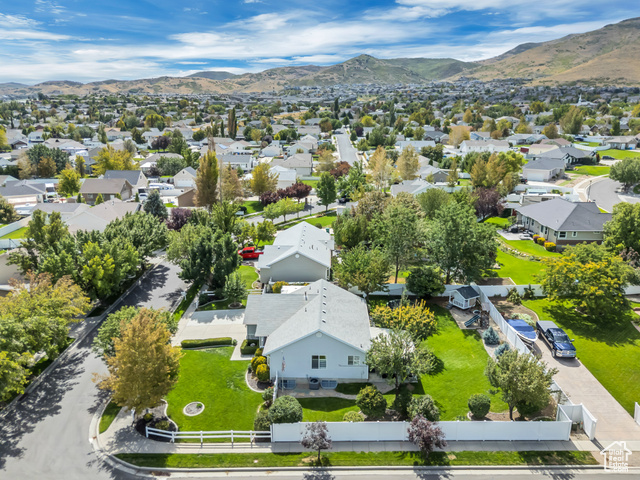 Photo 7 for MLS #2111083 at 14032 S Lewiston Peak Dr