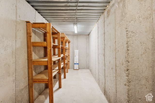 Photo 70 - 889 W Rockhill Point Cv, Taylorsville UT 84123