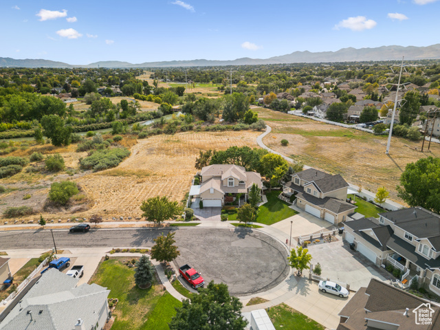 Photo 104 - 889 W Rockhill Point Cv, Taylorsville UT 84123