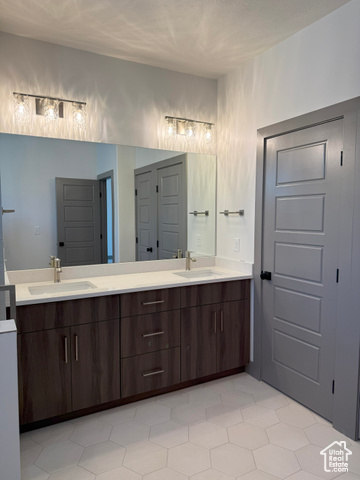 Photo 7 for MLS #2111089 at 8087 S 615 East