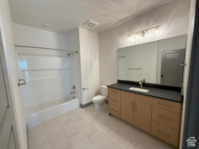 Photo 10 for MLS #2111089 at 8087 S 615 East