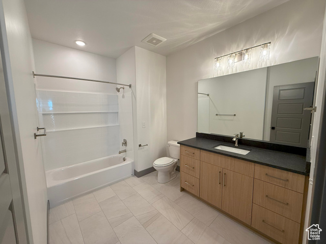 Photo 11 for MLS #2111089 at 8087 S 615 East