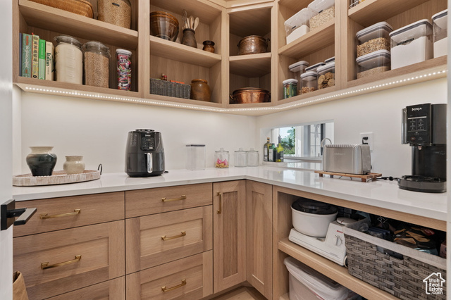 Photo 18 - 4881 S Holladay Blvd, Holladay UT 84117