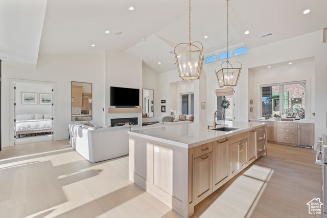 Photo 6 - 4881 S Holladay Blvd, Holladay UT 84117