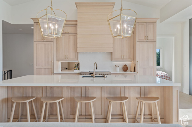 Photo 9 - 4881 S Holladay Blvd, Holladay UT 84117