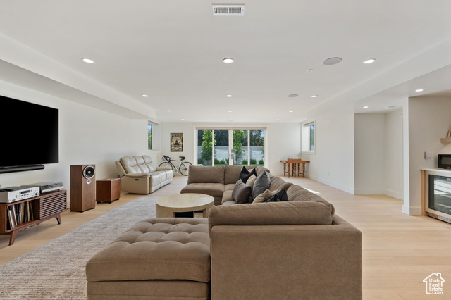 Photo 45 - 4881 S Holladay Blvd, Holladay UT 84117