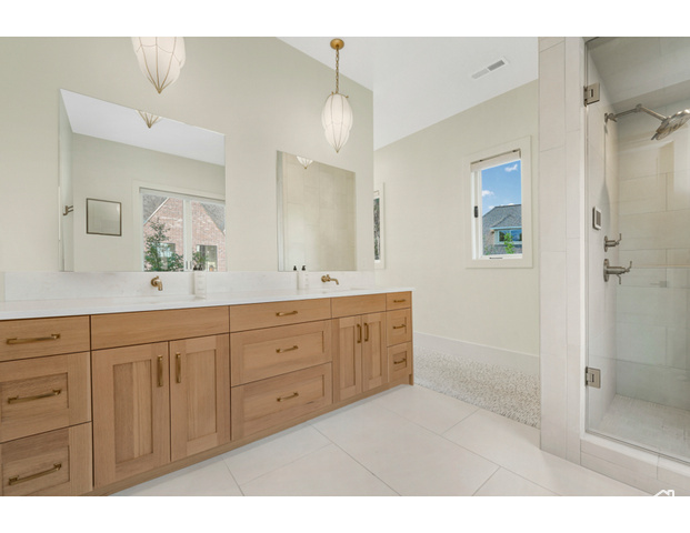 Photo 33 - 4881 S Holladay Blvd, Holladay UT 84117