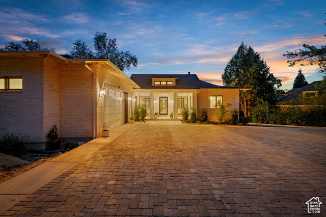 Photo 4 - 4881 S Holladay Blvd, Holladay UT 84117