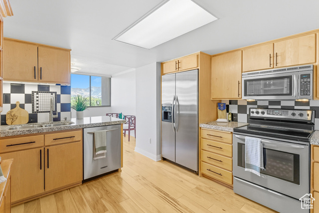 Photo 20 for MLS #2111156 at 241 N Vine St #802E