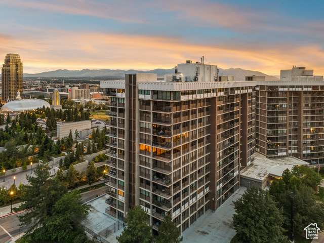 Photo 58 for MLS #2111156 at 241 N Vine St #802E