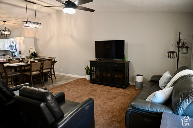 Photo 9 - 250 S Donlee Dr #J, St. George UT 84770