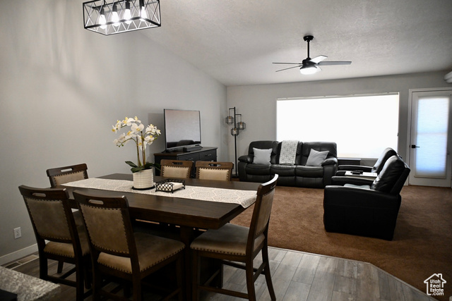 Photo 7 - 250 S Donlee Dr #J, St. George UT 84770