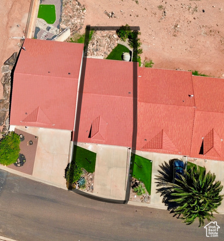 Photo 3 - 250 S Donlee Dr #J, St. George UT 84770