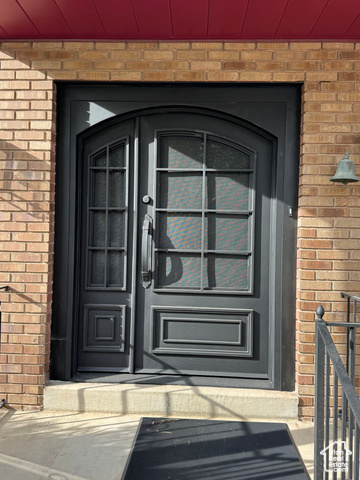 Photo 4 - 2650 E Willow Wick Dr, Sandy UT 84093