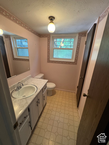 Photo 14 - 2650 E Willow Wick Dr, Sandy UT 84093