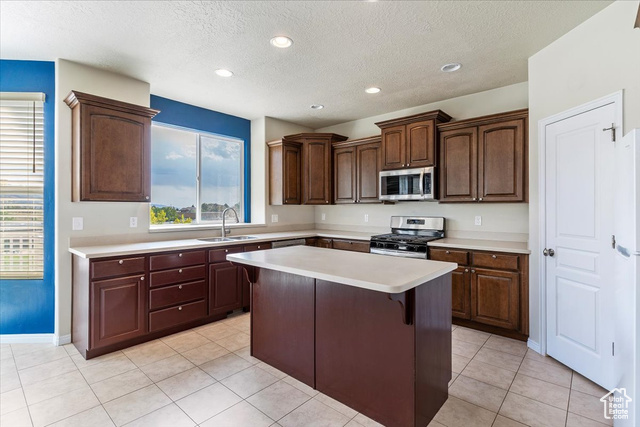 Photo 10 - 2008 E Redtail Way, Layton UT 84040