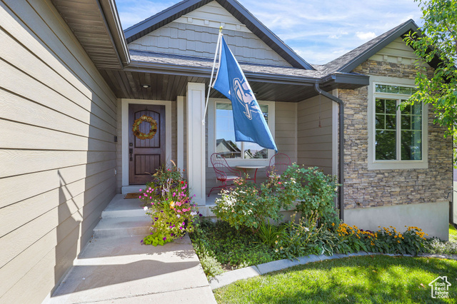 Photo 6 for MLS #2111332 at 628 E Cove St