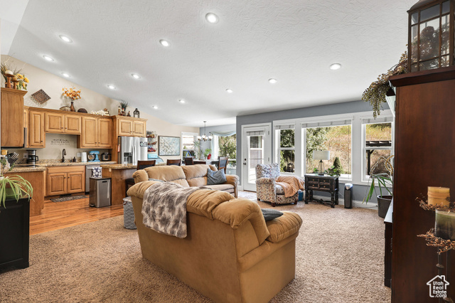 Photo 8 for MLS #2111332 at 628 E Cove St