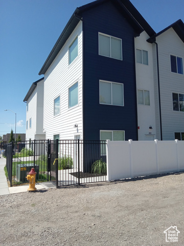 MLS #2111334                     located at 238 W Paramount Ave #102,
                     Salt Lake City, UT