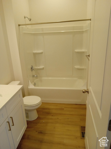 Photo 13 for MLS #2111334 at 238 W Paramount Ave #102