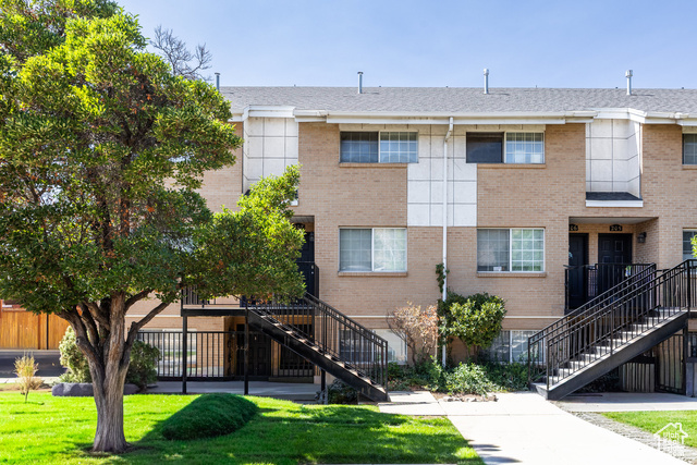 MLS #2111335                     located at 136 E 400 North #107,
                     Provo, UT